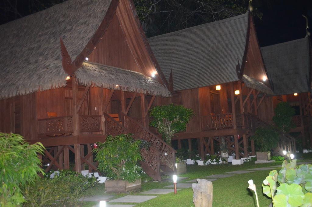 Lanna Ban Hotel Puerto Viejo de Talamanca 外观 照片